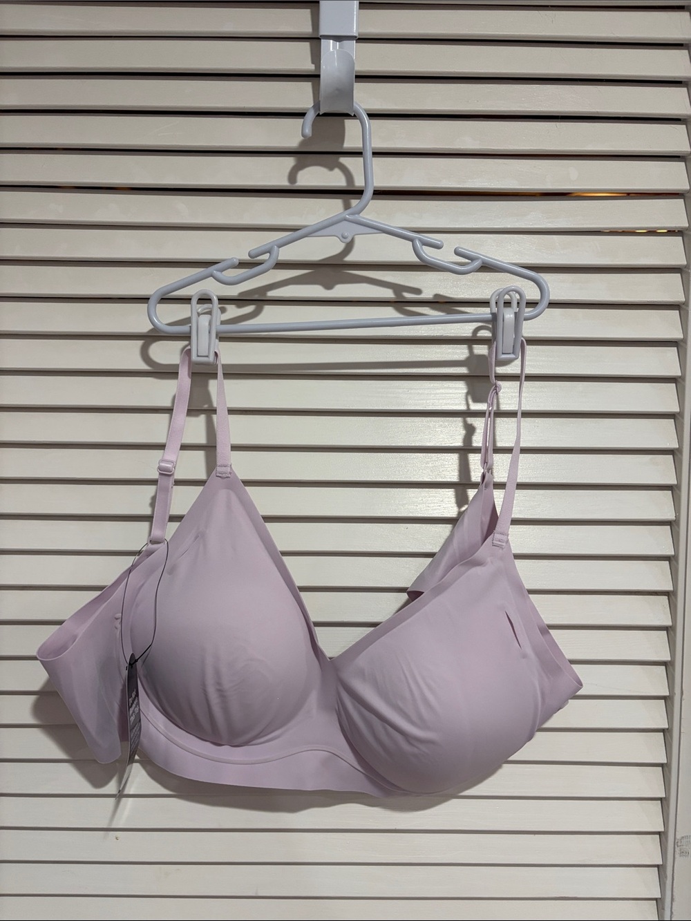 Seamless Wireless Light Lavender Bra with Adjustable Straps